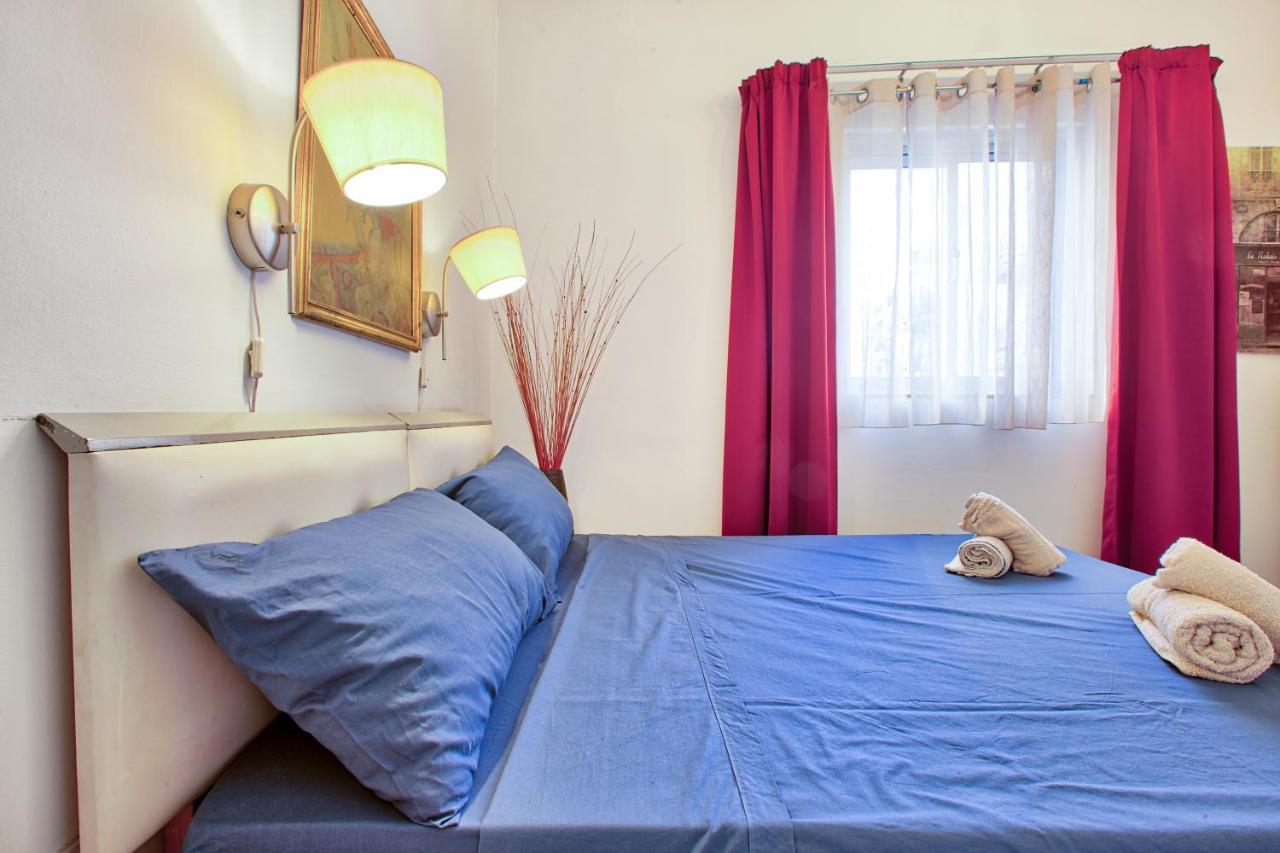 Vic- Seafront Apartment スリーマ エクステリア 写真