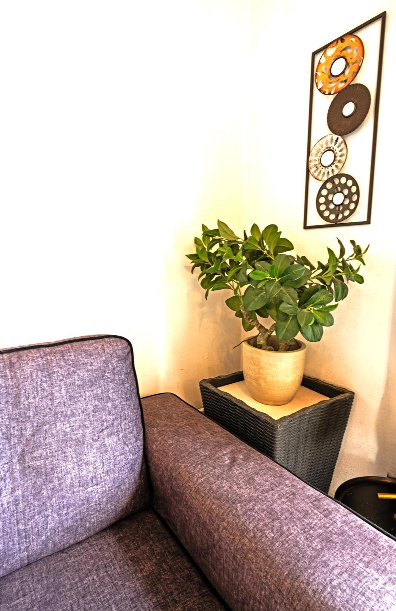 Vic- Seafront Apartment スリーマ エクステリア 写真